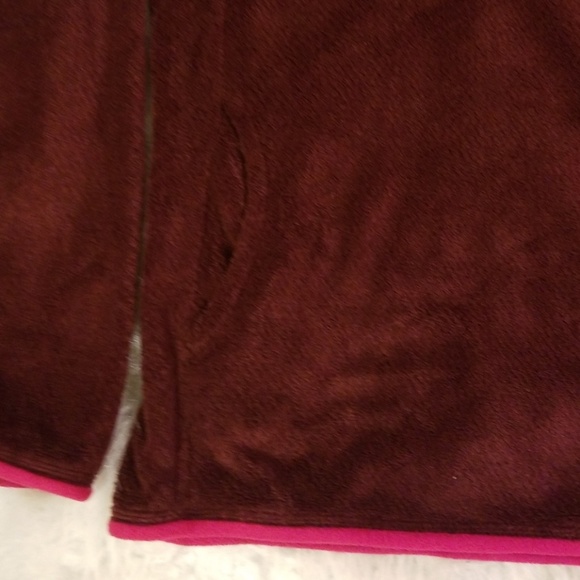 Ladies Patagonia Fleece Jacket Size Small - Picture 4 of 5